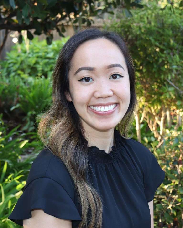 headshot of dental hygienist | sunnyvale ca dentist